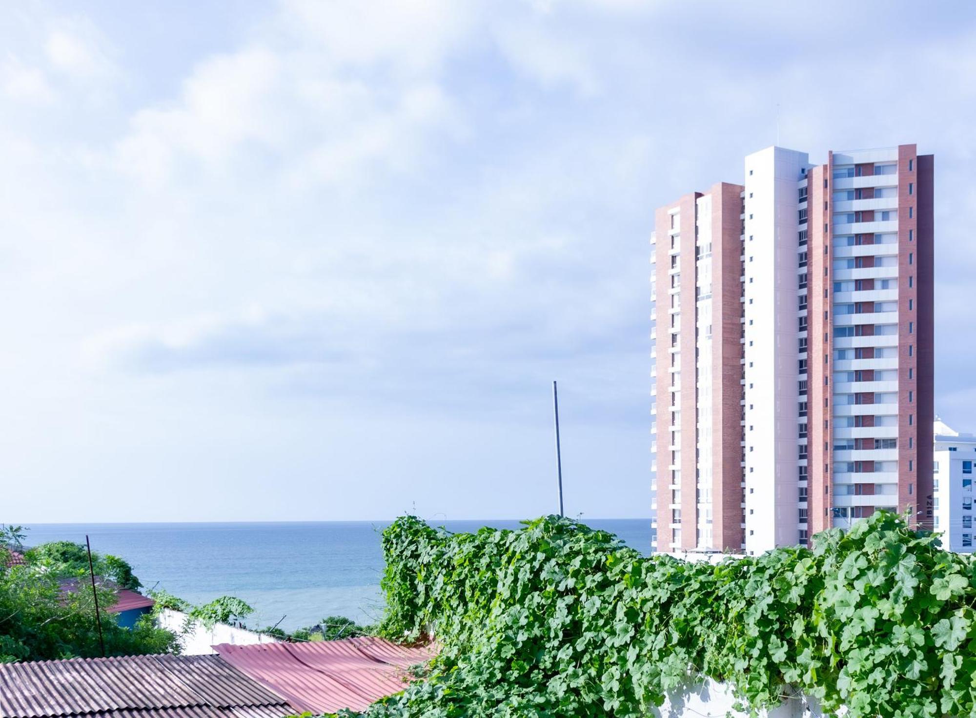 Hostal Antares Manta Exterior foto
